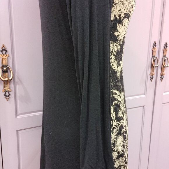 Vanilla Sugar Brand, Black and Tan Patterned, size M - L - Picture 4 of 5